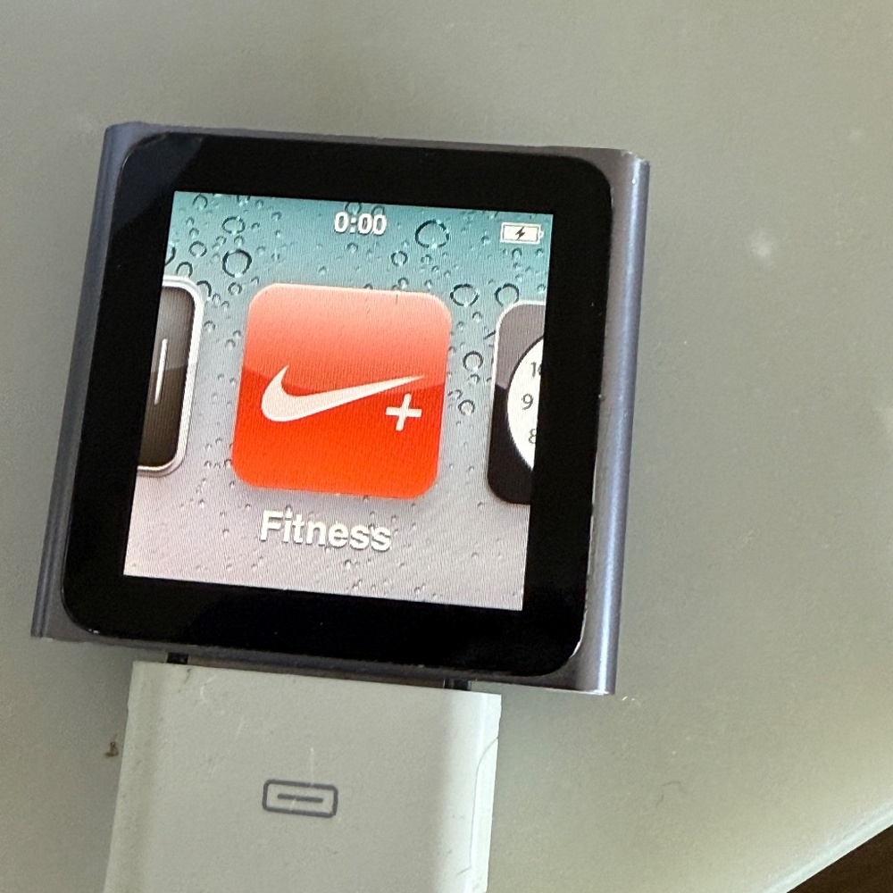 IPOD NANO